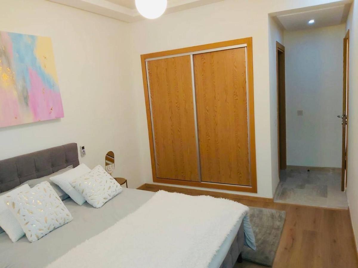 Luxueux Appartement Entre Gueliz Et L'Hivernage Avec Wifi Marrakesh Bagian luar foto