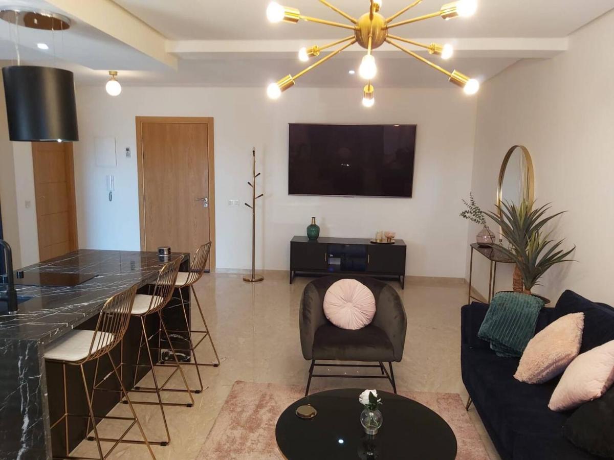 Luxueux Appartement Entre Gueliz Et L'Hivernage Avec Wifi Marrakesh Bagian luar foto